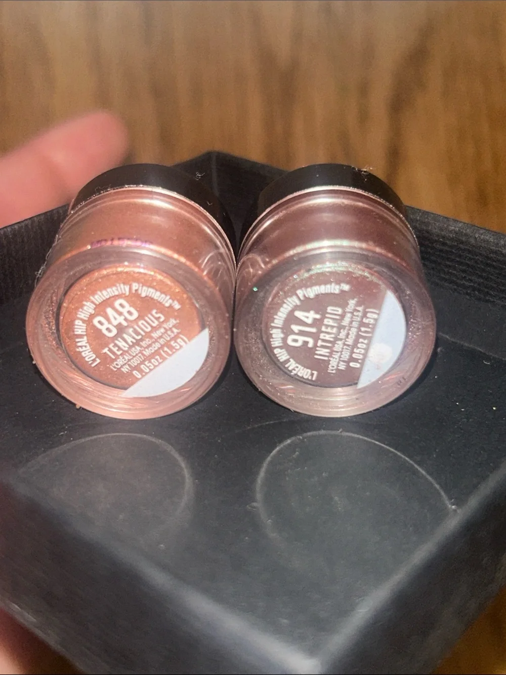 L'Oréal HIP High Intensity Pigments eye shadow #848 and #914